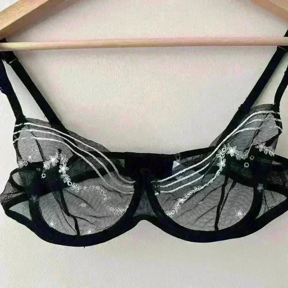 Etam Paris Black Bras Size 36B - Picture 8 of 8